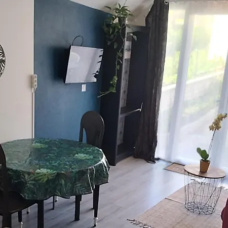 Charmante Petite Maison A Rouen Bonsecours